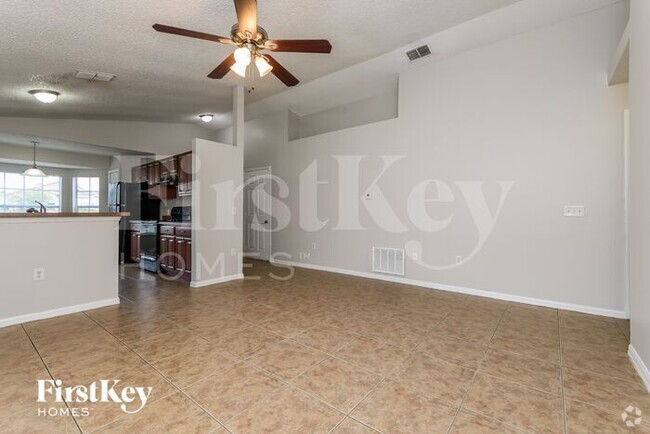 Building Photo - 6556 Viewpoint Ct