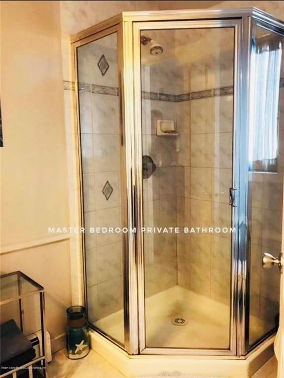 Building Photo - 3 bedroom in Staten Island NY 10312