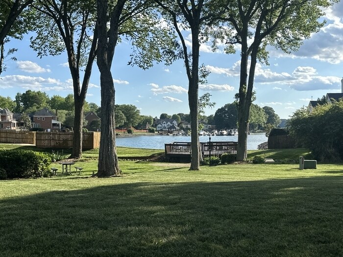 Foto principal - Waterfront 2 bedroom 2 full bath condo AVA...