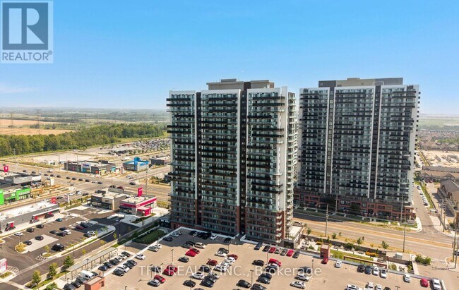 Photo du bâtiment - 2550 Simcoe St N