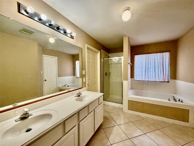 Foto del edificio - 21306 Walden Grove Ln