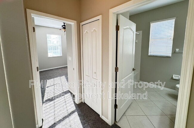Building Photo - 3824 Haverhill Dr