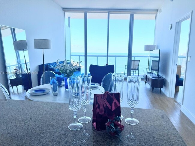 Building Photo - 888 Biscayne Blvd