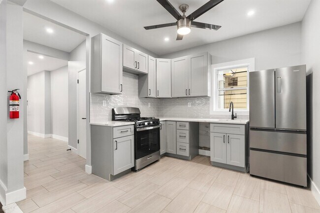 Foto del edificio - 410 76th St