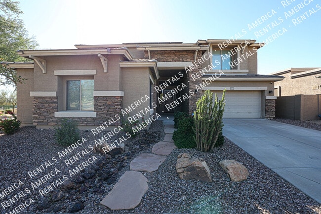 Building Photo - Large Resort Style Home