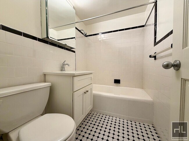 Foto del edificio - EAST 55 STREET