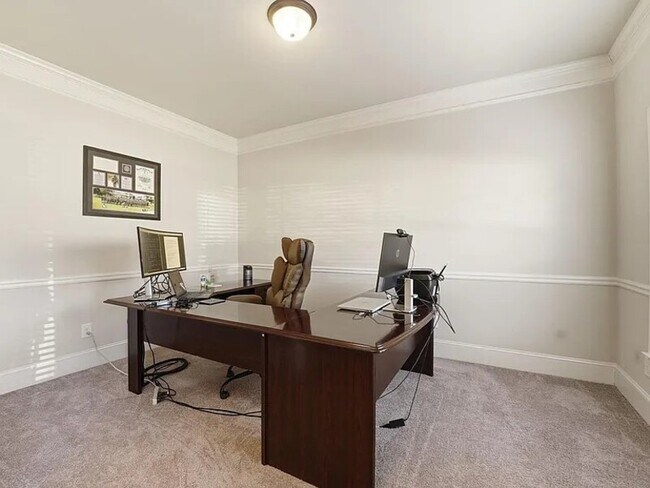 Foto del edificio - 8 Hillfoots Ct