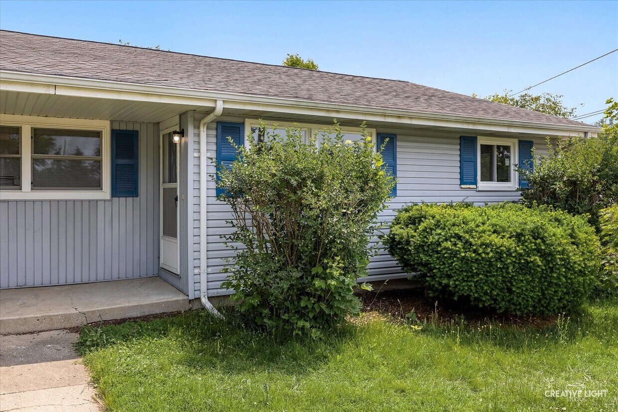 Primary Photo - 1708 Willow St