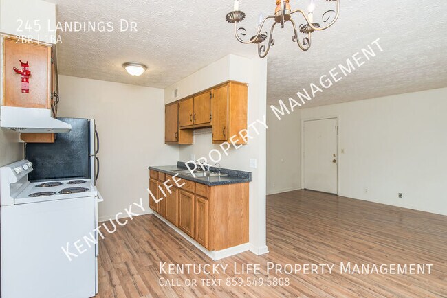 Foto del edificio - 245 Landings Dr