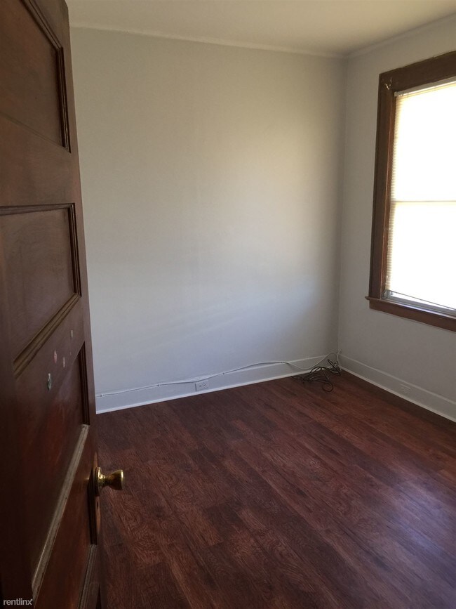 Building Photo - 488 Stuyvesant Ave