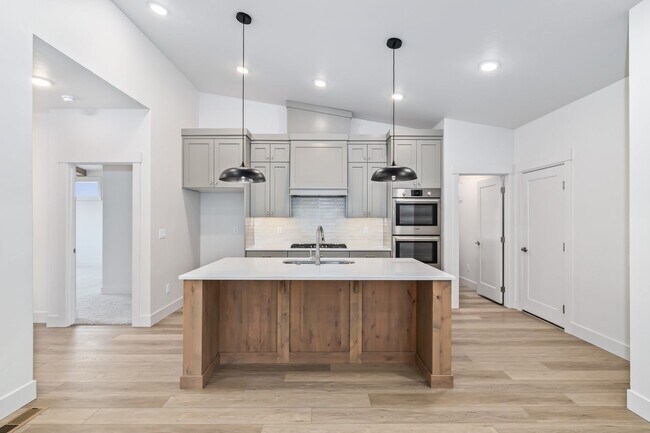 Building Photo - Stunning New Construction by Biltmore | El...