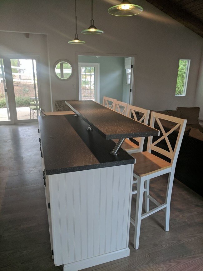 Foto del edificio - 3 br, 3 bath House - 30748 Saddleback Road