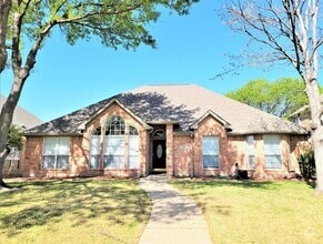 Building Photo - 7221 Valley Bend Way