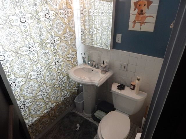 Building Photo - 93 Bromfield Rd