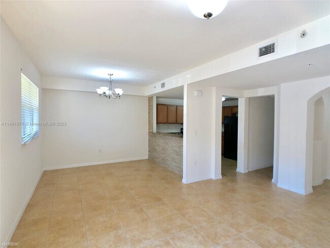 Foto del edificio - 3 br, 2 bath House - 8800 NW 107th Ct Unit...