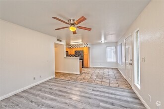 Building Photo - 3058 Tarpon