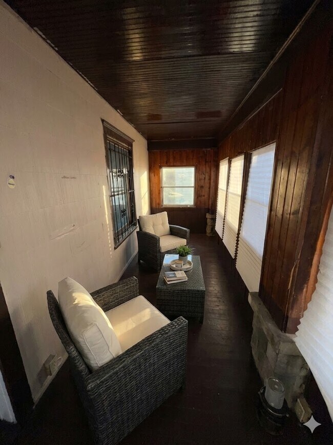 Foto del edificio - 311 Oakley Ave