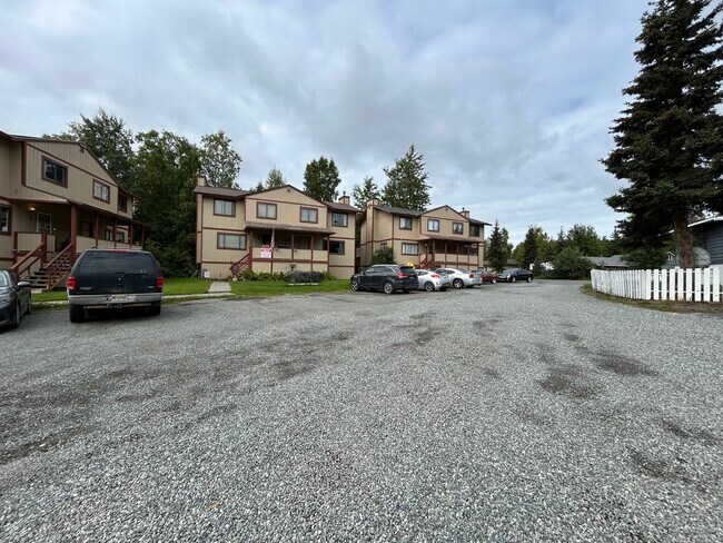 Building Photo - Denali St