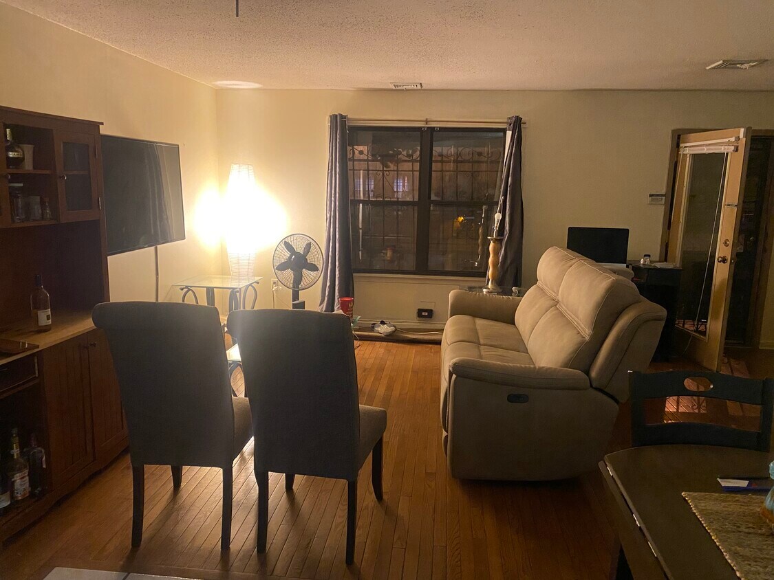 Foto principal - 880 Union Ave