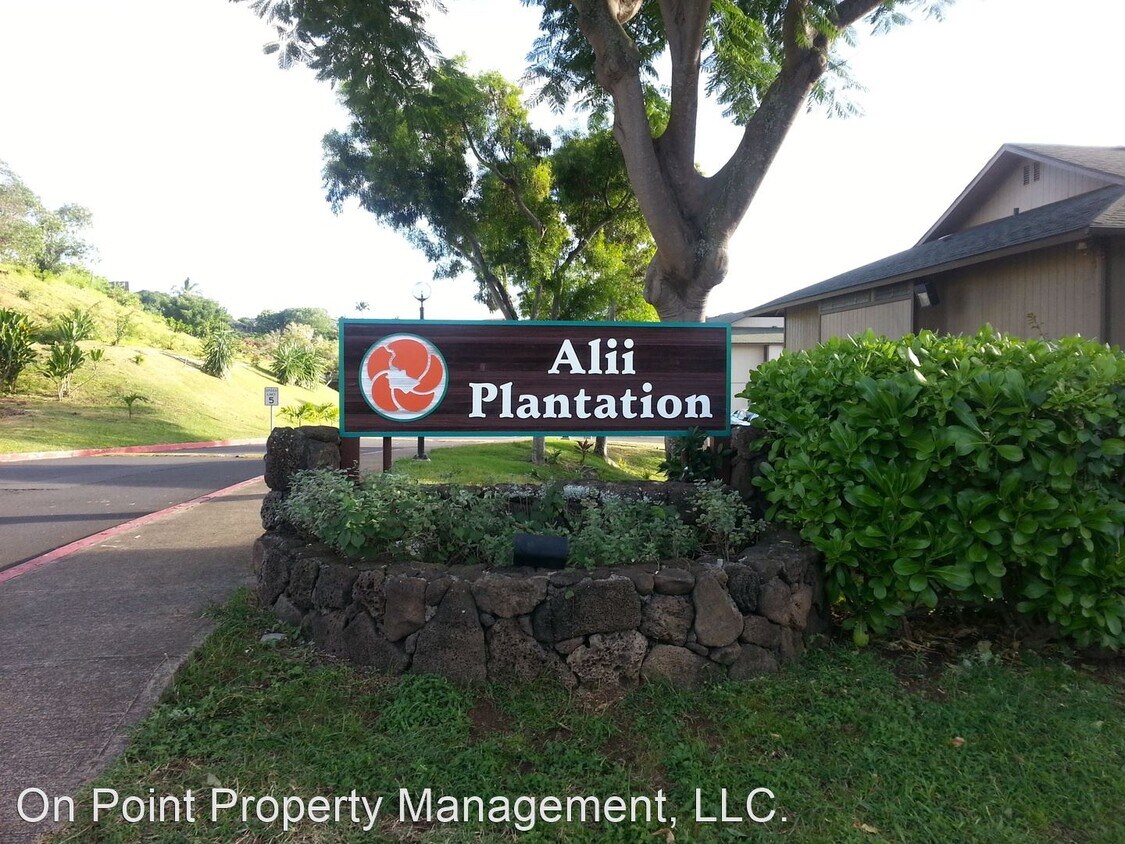 2 Br 1 Bath House 1241 Ala Alii St 112 House For Rent In Honolulu Hi Apartments Com
