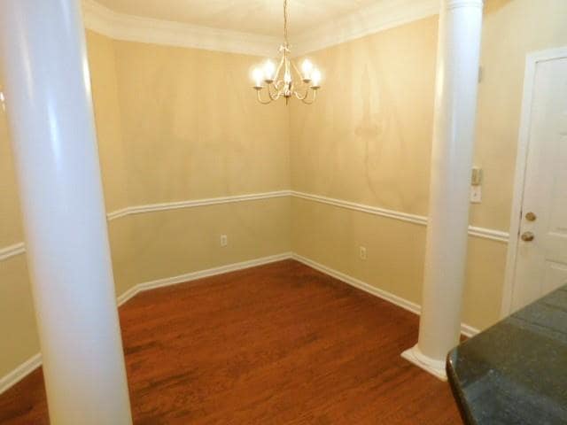 Building Photo - 5559 Glenridge Dr