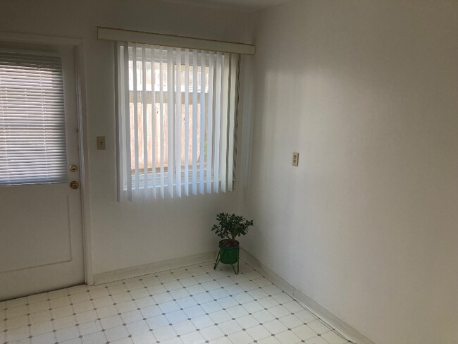 Foto del edificio - 4423-4429 Hamilton St