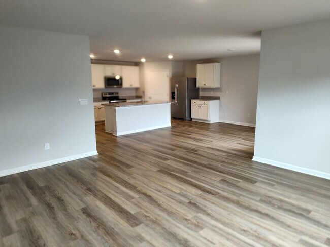 Foto del edificio - 1514 HERTIAGE CIRCLE SE CULLMAN AL 35055