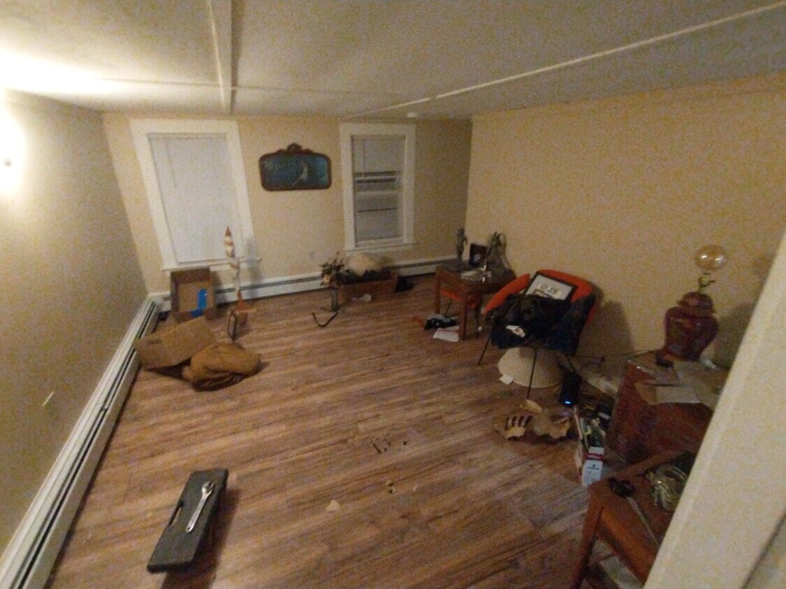 26 Saint John St Unit 2, North Brookfield, MA 01535 Apartments in