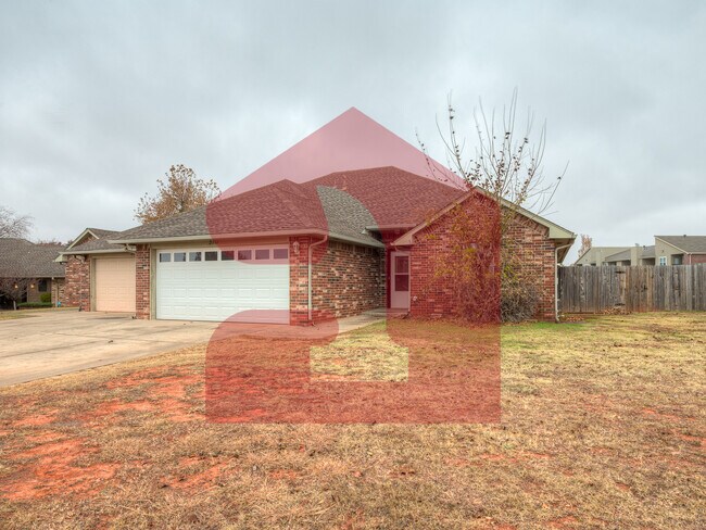 Building Photo - 2711 Silvertree Dr