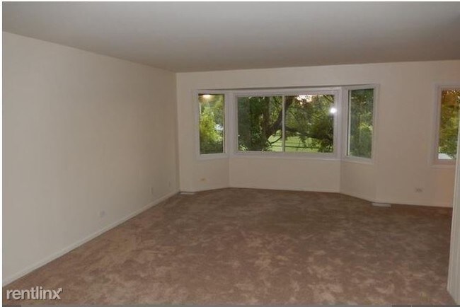Building Photo - 2 br, 2 bath Condo - 3104 ROBERTS DRIVE