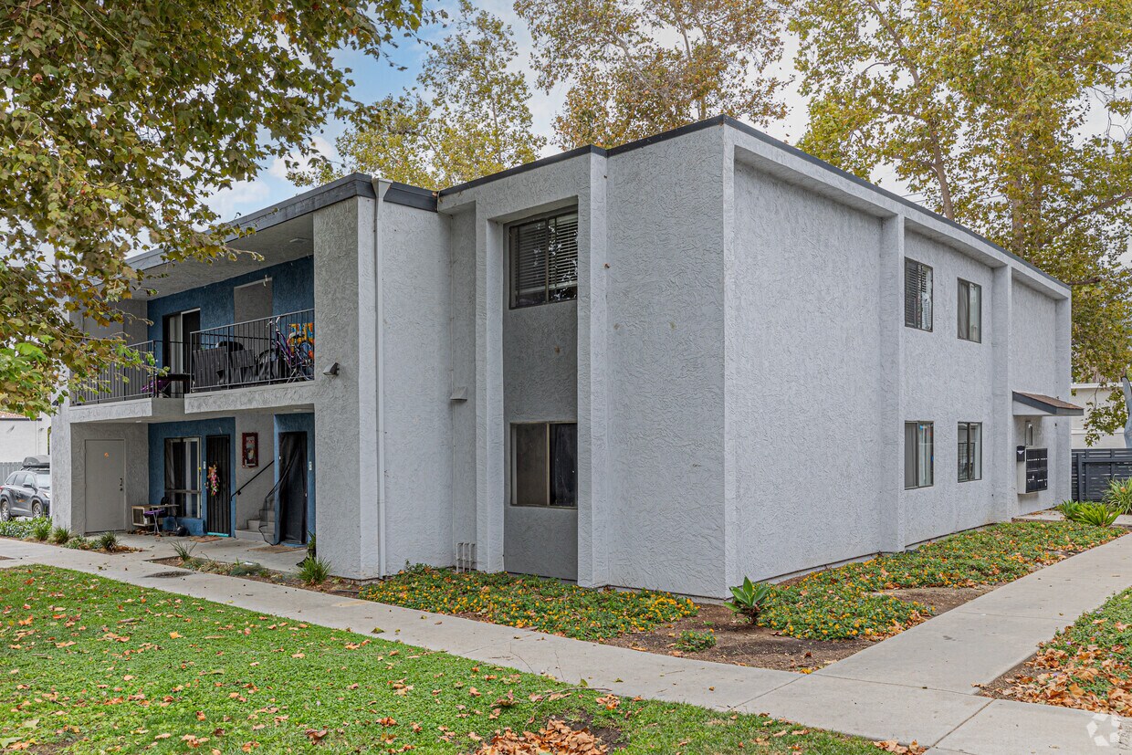 Foto principal - Valle at 9151 Kenwood