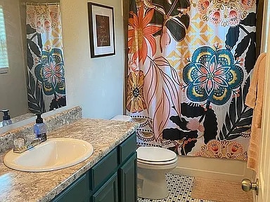 Master Bathroom - 4310 Crosshill Cv