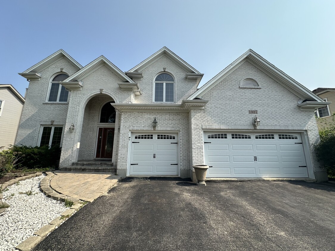 Primary Photo - 1937 Yukon Dr