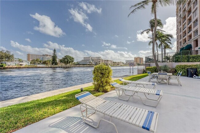 Building Photo - 2900 NE 14th Street Causeway