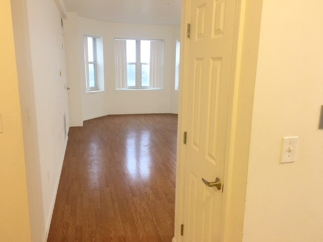 Foto del edificio - 1 Cityview Ln