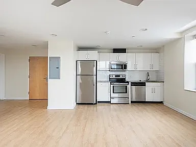 Building Photo - 244 S 49th St