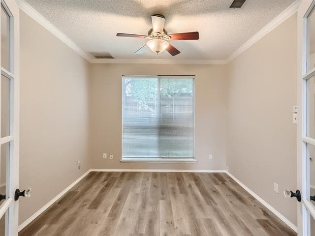 Building Photo - 3409 Bradford Dr