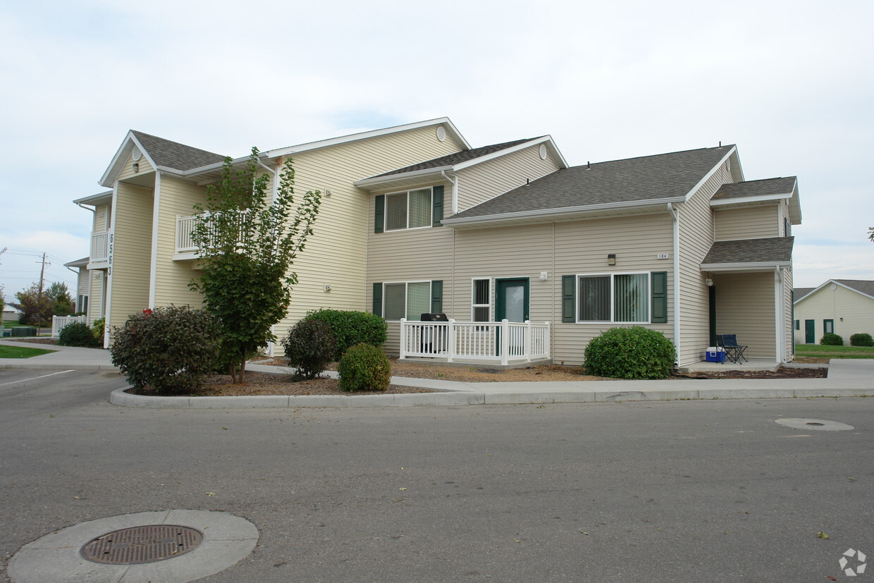 Building Photo - Courtyards At Ridgecrest Apartments