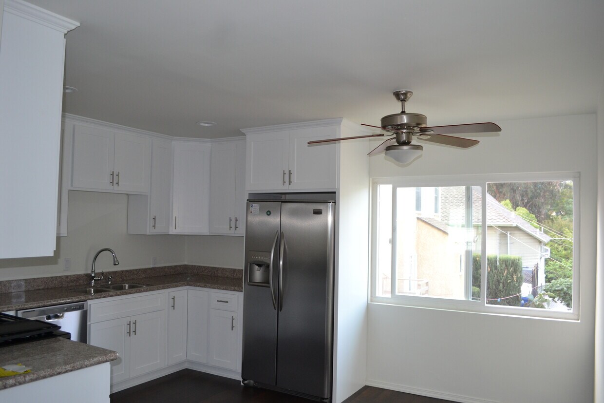 Kitchen - 5621 Monterey Rd