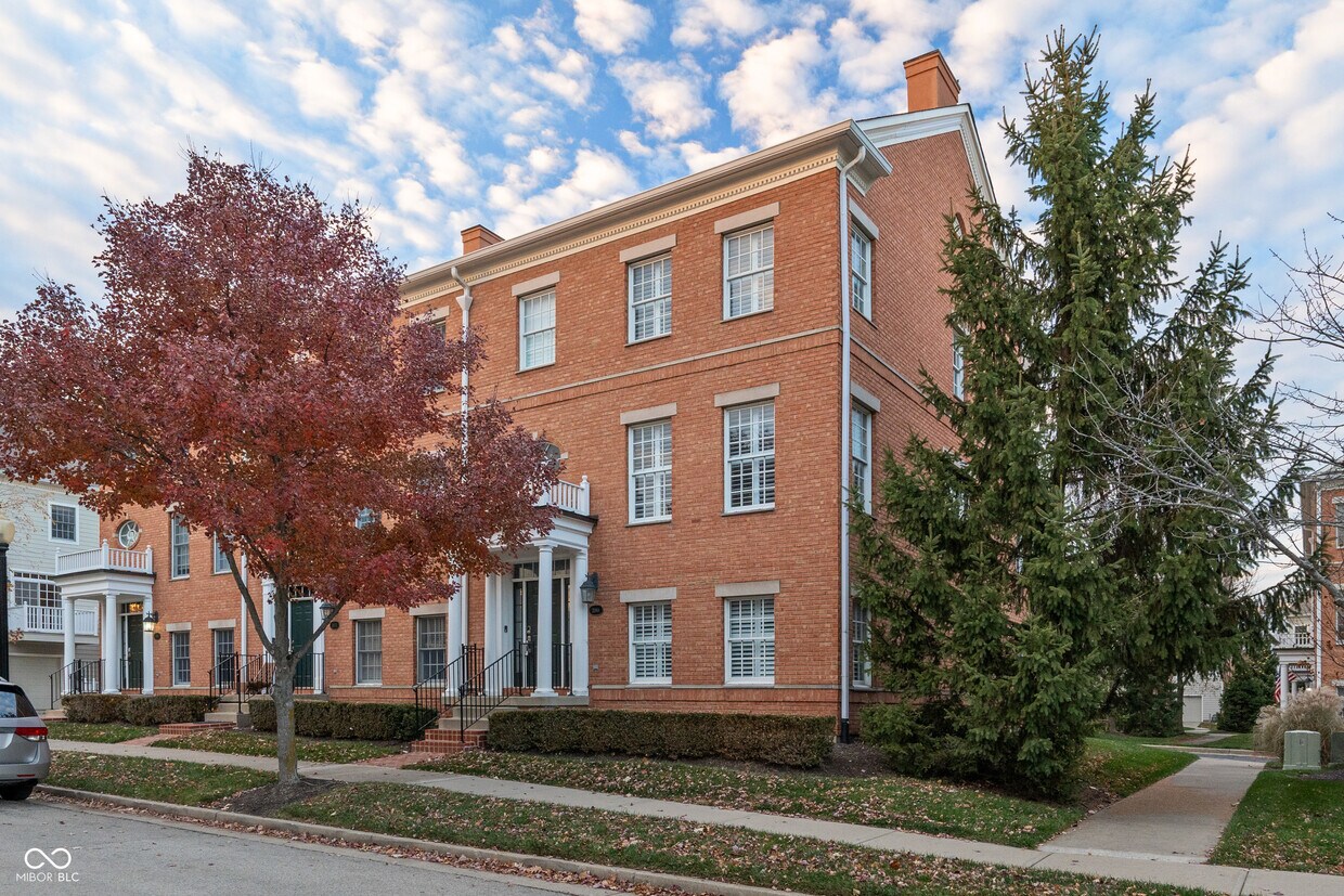 Foto principal - 2068 Broughton St