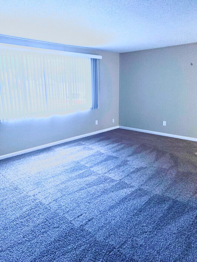 Foto del edificio - 6866 E Maplewood Ave
