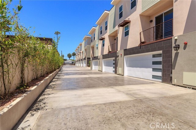 Foto del edificio - 11845 Grevillea Ave