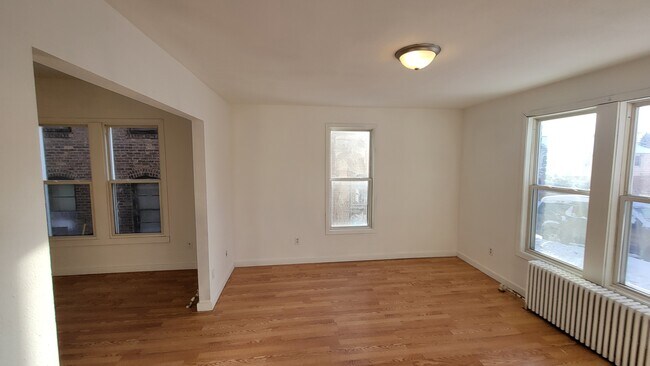 Foto del edificio - Chisholm Duplex