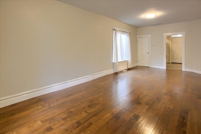 Building Photo - 159 W Paxton Ave