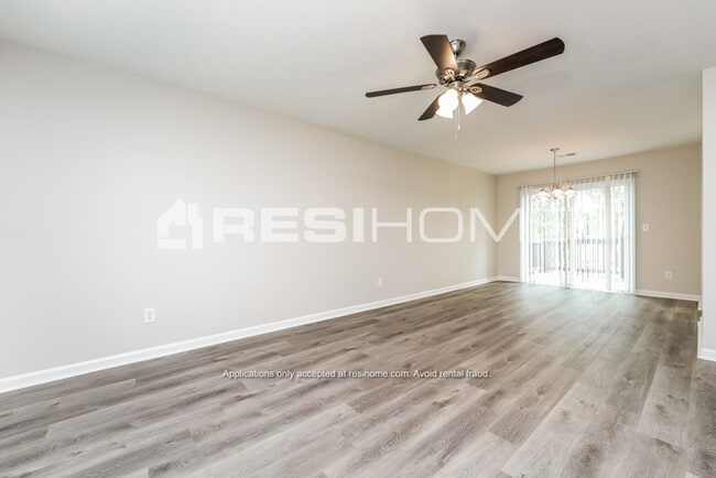 Building Photo - 6714 Bent Creek Dr