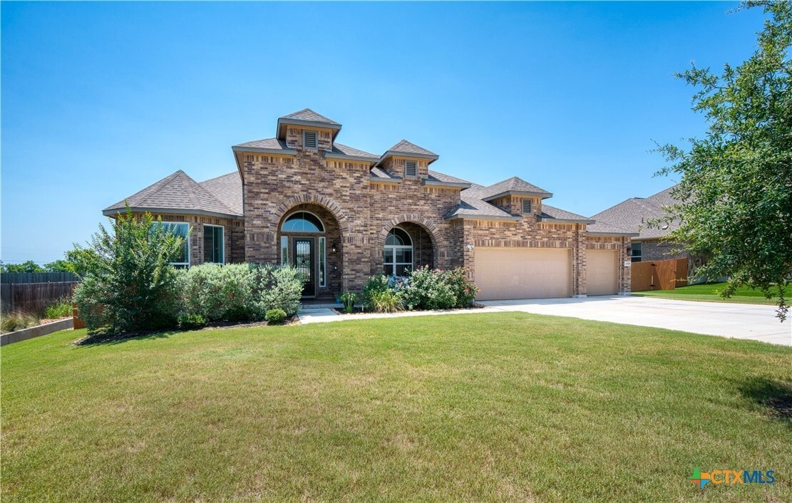 Foto principal - 4508 River Rock Rd