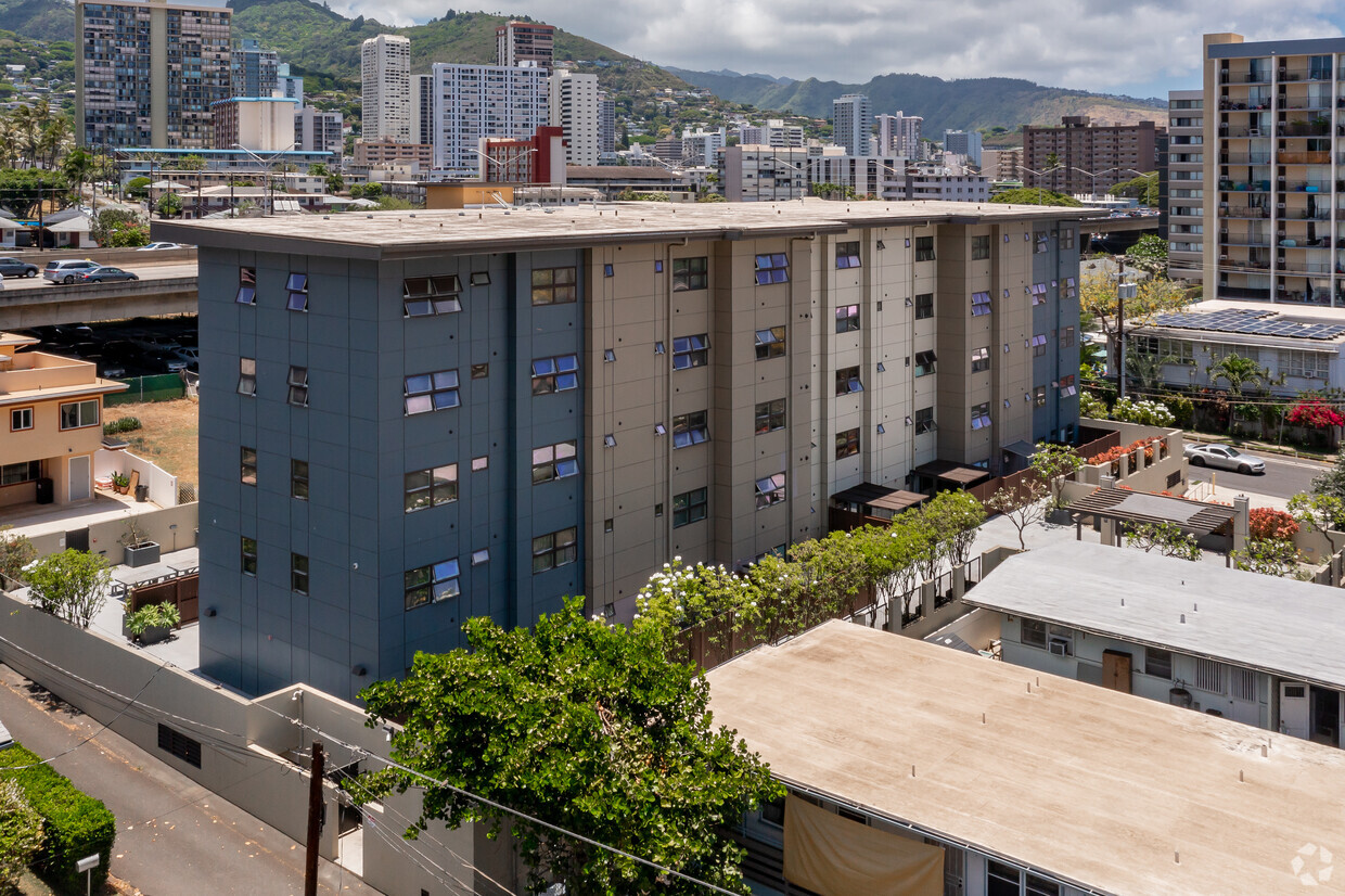 Foto principal - Residence at Makiki