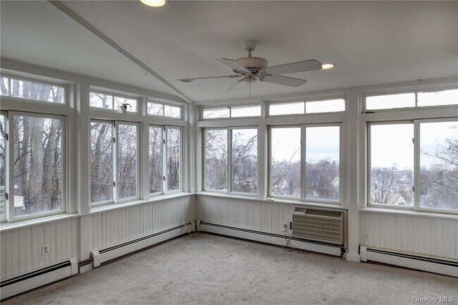 Foto del edificio - 101 S Highland Ave