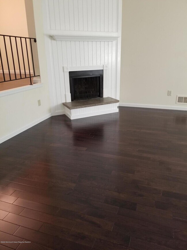 Foto del edificio - 415 Middlewood Rd