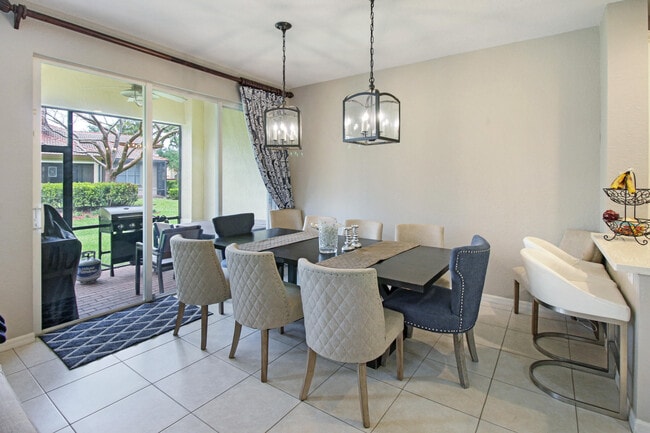 Foto del edificio - 5762 NW 119th Dr